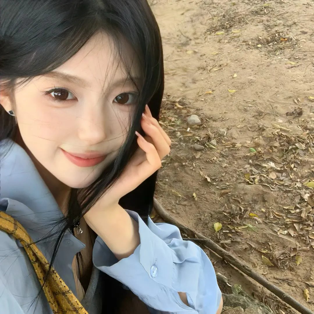 我生活的两个世界海报